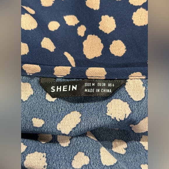 Shein Polka Dot Blue And Pink Wrap Dress Size Medium US 6 V Neck - Picture 4 of 5